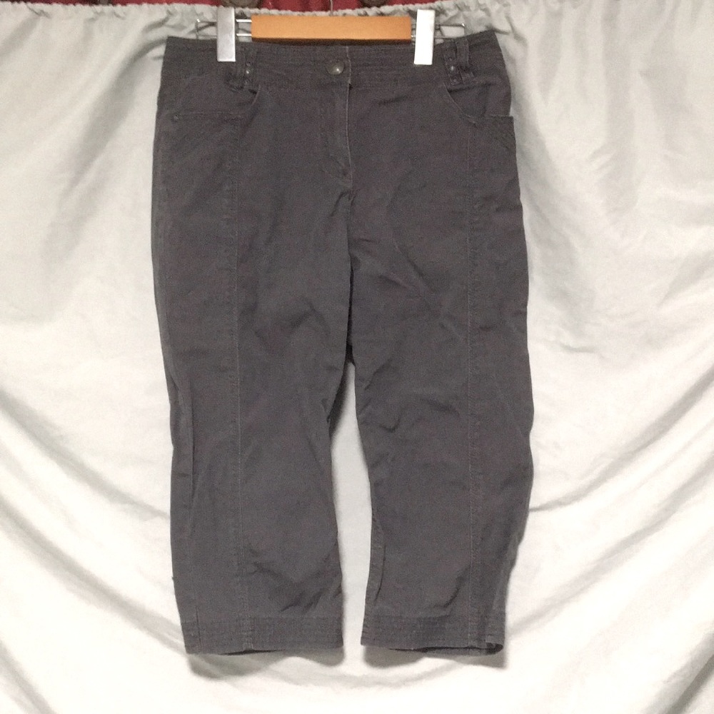 Capri  pants